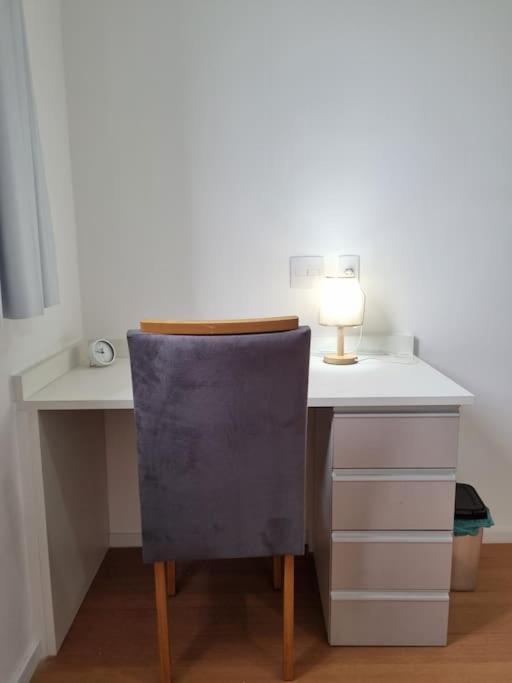 10min,ufrj,cefan,marianha,unisuam,aeroporto Apartamento