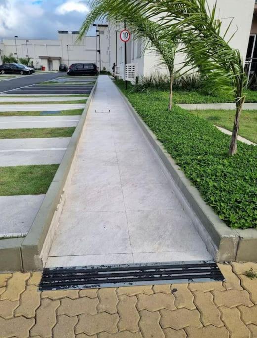 Apartamento 10min,ufrj,cefan,marianha,unisuam,aeroporto *
